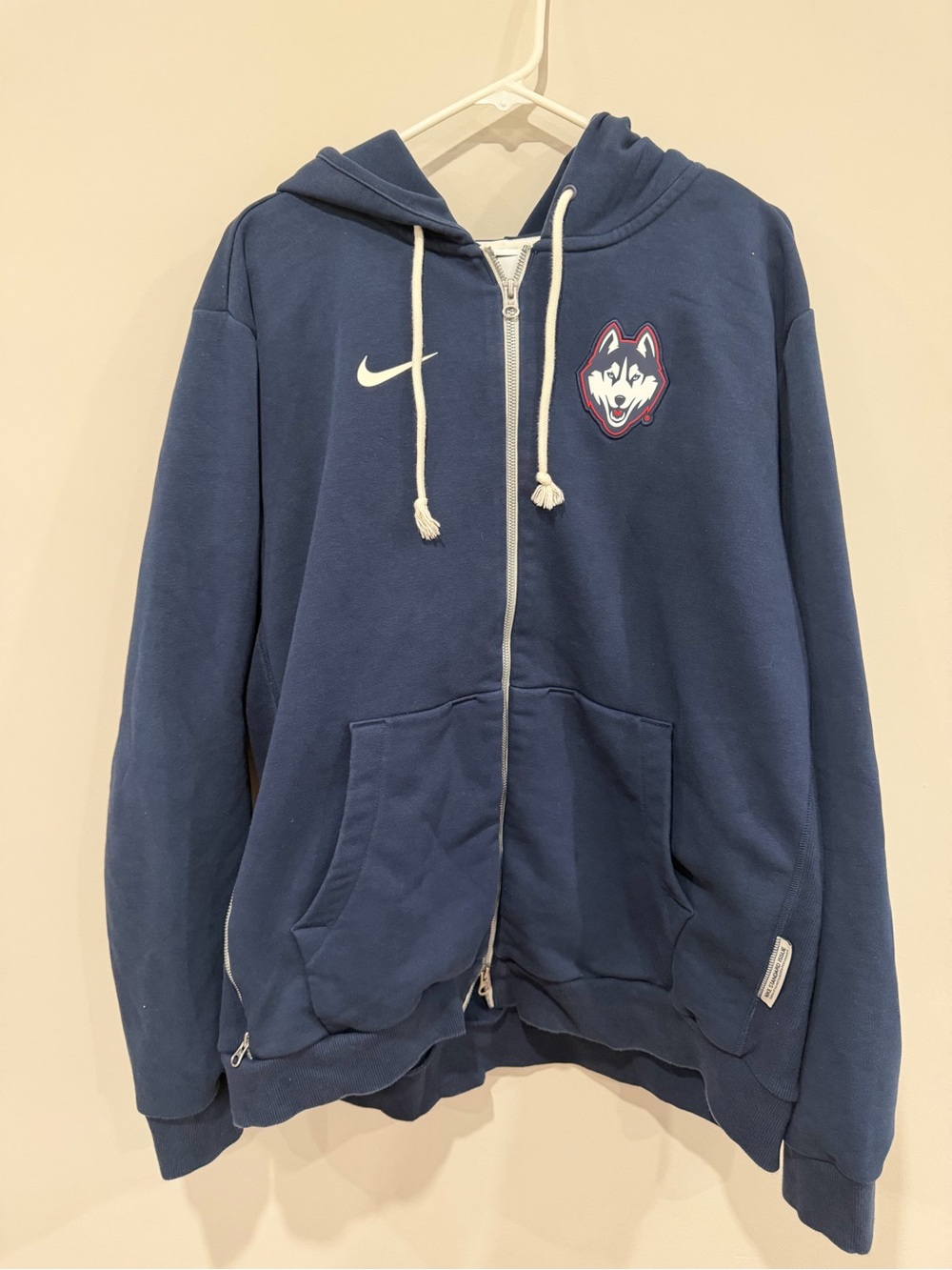 Uconn Nike Navy and White Huskies Full-Zip Hoodie, Size XL